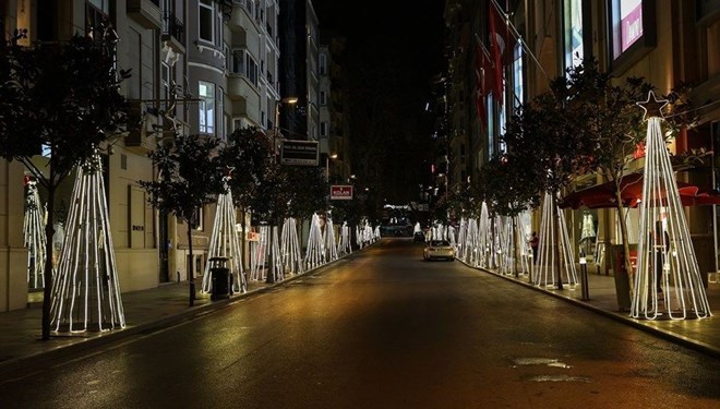 80 saatlik sokağa çıkma kısıtlaması sona erdi