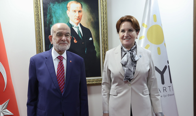 Akşener ile Karamollaoğlu bir araya geldi