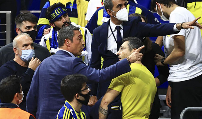 Ali Koç ve taraftar arasında gergin anlar