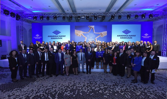 Anadolu Hayat yönetiminde istifa