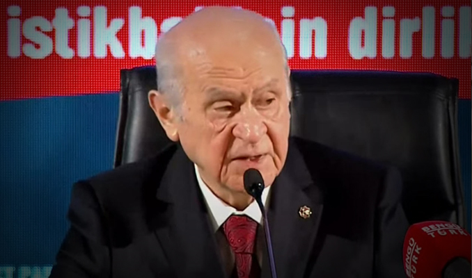 Bahçeli: Canlı döviz bombalarına eyvallah etmeyeceğiz!
