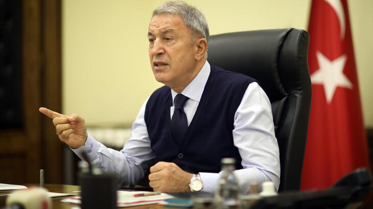 Bakan Akar ve TSK komuta kademesi Bakü
