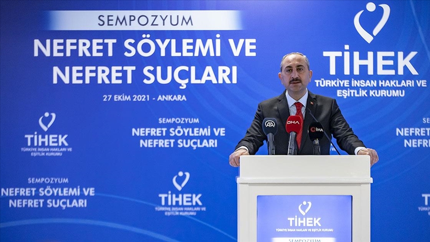 Bakan Gül: Nefret suçu ile ilgili TCK