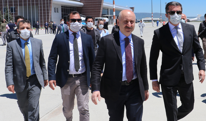 Bakan Karaismailoğlu Erzurum Havalimanı
