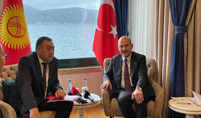 Bakan soylu Kırgız mevkidaşı ile görüştü