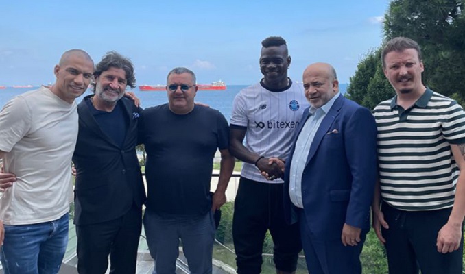 Balotelli Adana Demirspor