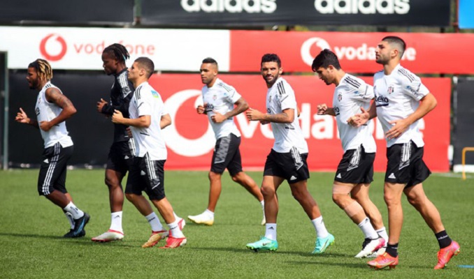 Beşiktaş, Süper Kupa mesaisine yarın başlayacak