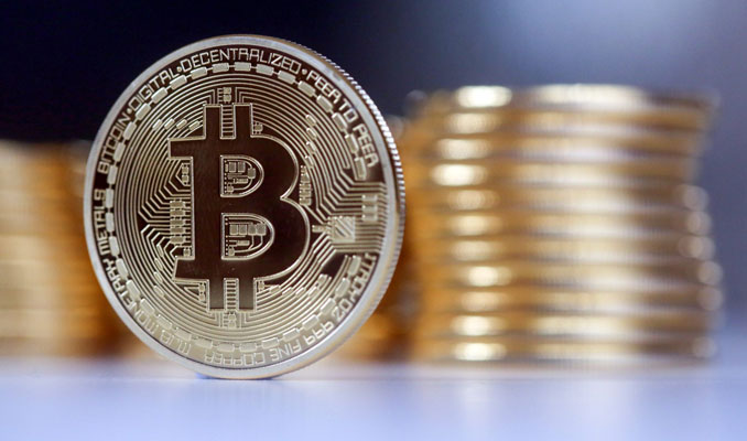 Bitcoin 11 bin doları da aştı