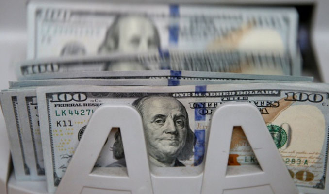 Bloomberg: Kamu bankaları 2 günde 2 milyar dolar sattı