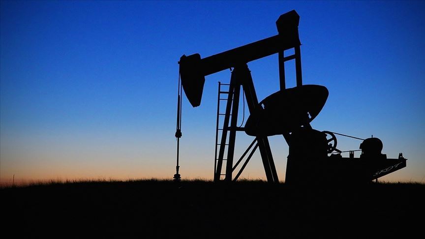 Brent petrolün varili 43.61 dolar