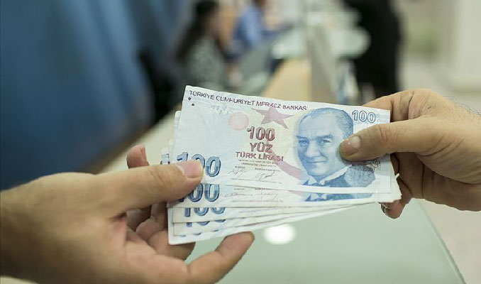 Burs ve kredi ödemeleri bu gece başlıyor