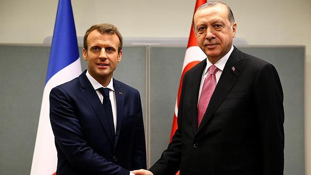 Cumhurbaşkanı Erdoğan Macron ile bir araya geldi