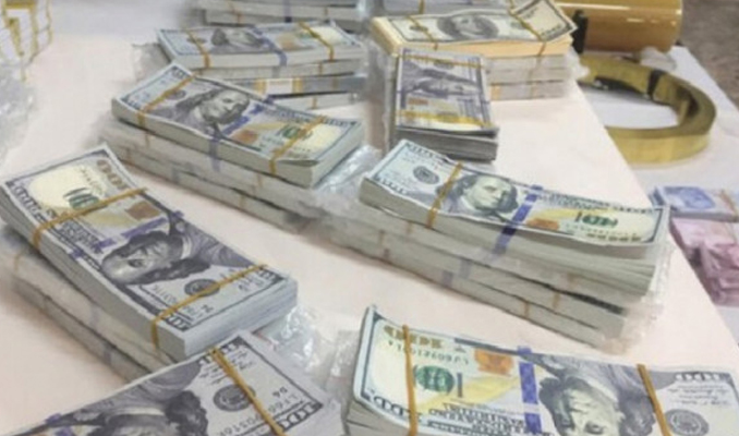 Dolar, rekor kırmaya devam ediyor