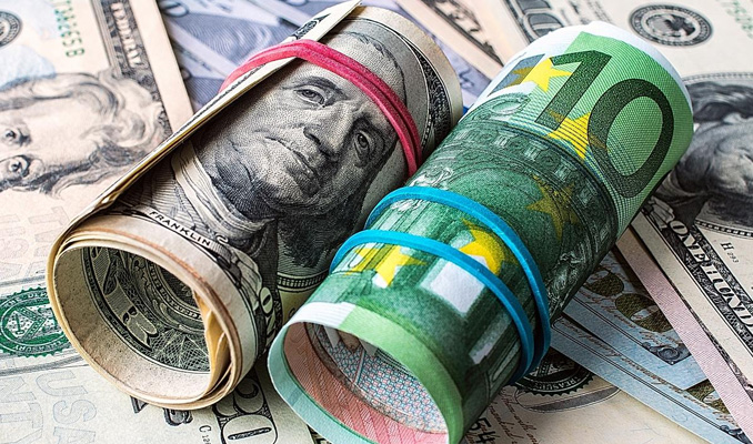 Dolarda yön aşağı döndü, euro da takipte