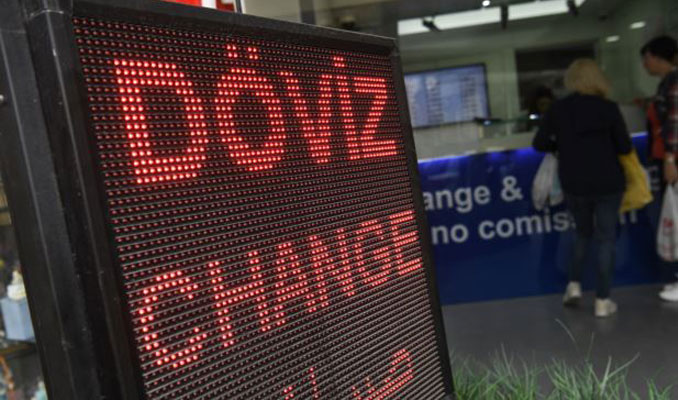 Döviz büroları niçin kepenk kapatıyor
