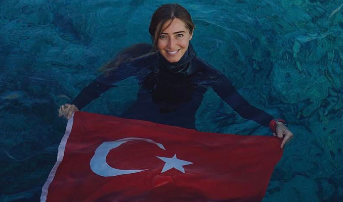 Dünya serbest dalış rekortmeni Şahika Ercümen, Bahamalar