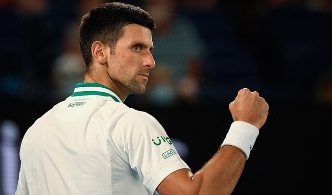 Dünyanın bir numaralı raketi Djokovic