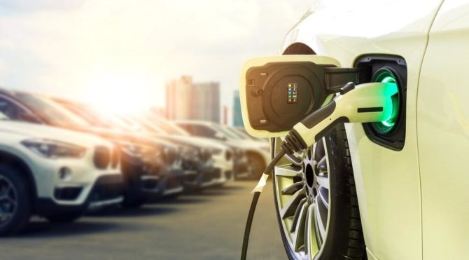 Elektrikli araçlara talep lityumu zirvede tutuyor