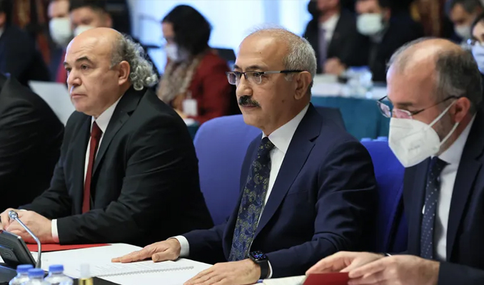 Elvan: Cari açıkta yapısal problemimiz var