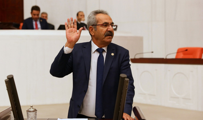 Eski HDP milletvekili PKK/KCK üyeliğinden gözaltına alındı