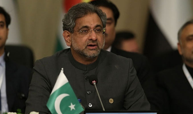 Eski Pakistan Başbakanı Abbasi virüse yakalandı