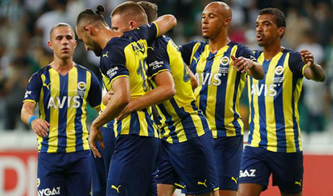 Fenerbahçe son hazırlık maçında da gülen taraf oldu