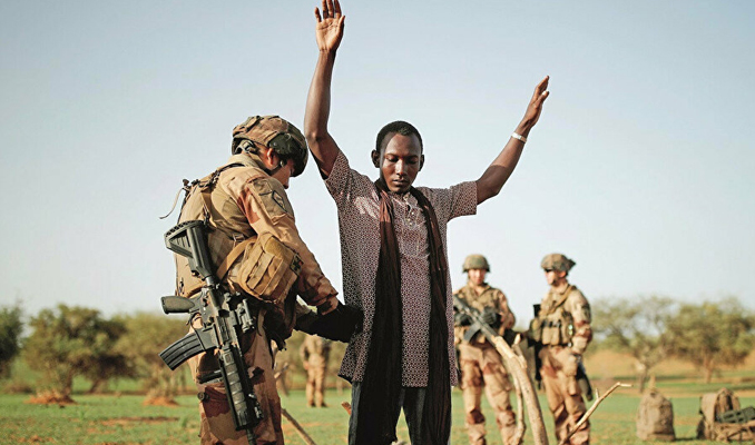 Fransa, Mali