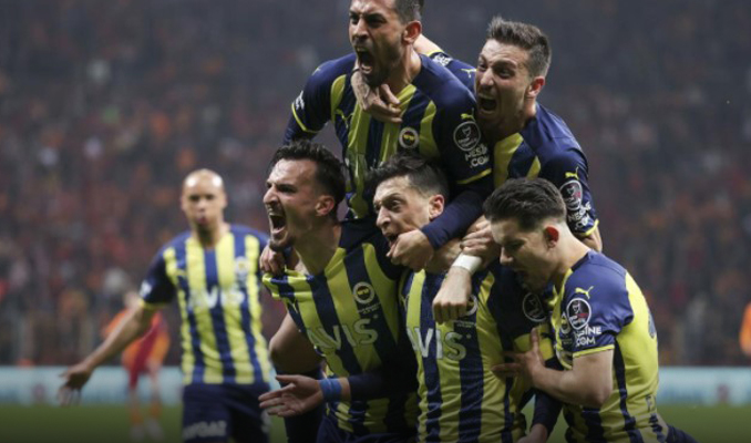 Galatasaray: 1 - Fenerbahçe: 2