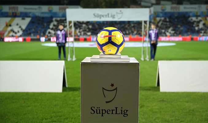 Gelecek sezon Süper Lig kaç takımlı olacak?