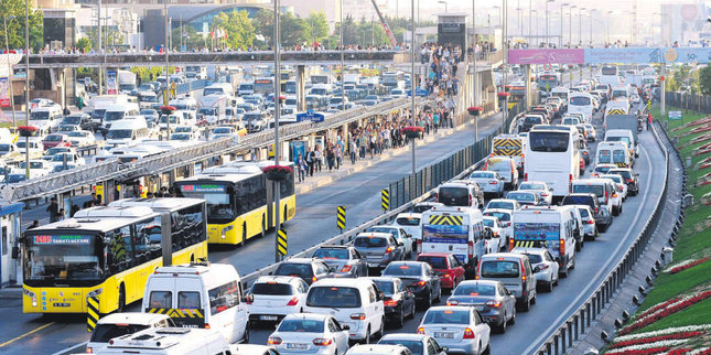 İstanbul’da ‘pazartesi’ seferberliği