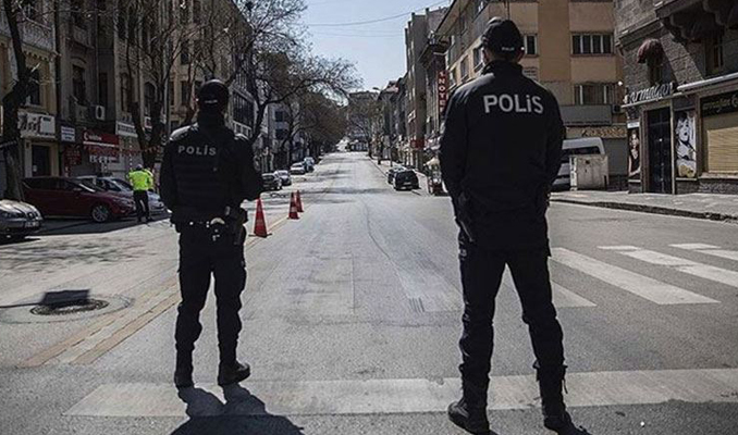 Kısıtlamaya uymayan 25 bin 372 kişiye işlem yapıldı