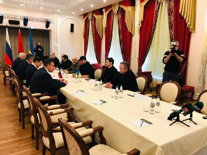 Kritik Rusya-Ukrayna görüşmeleri ‘ateşkes’ umuduyla başladı