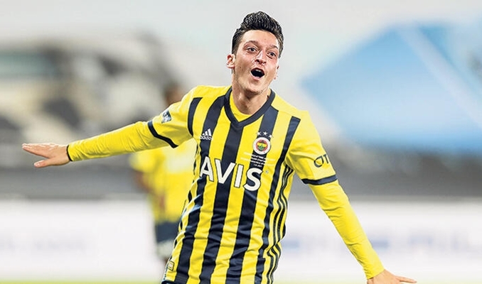 Mesut Özil